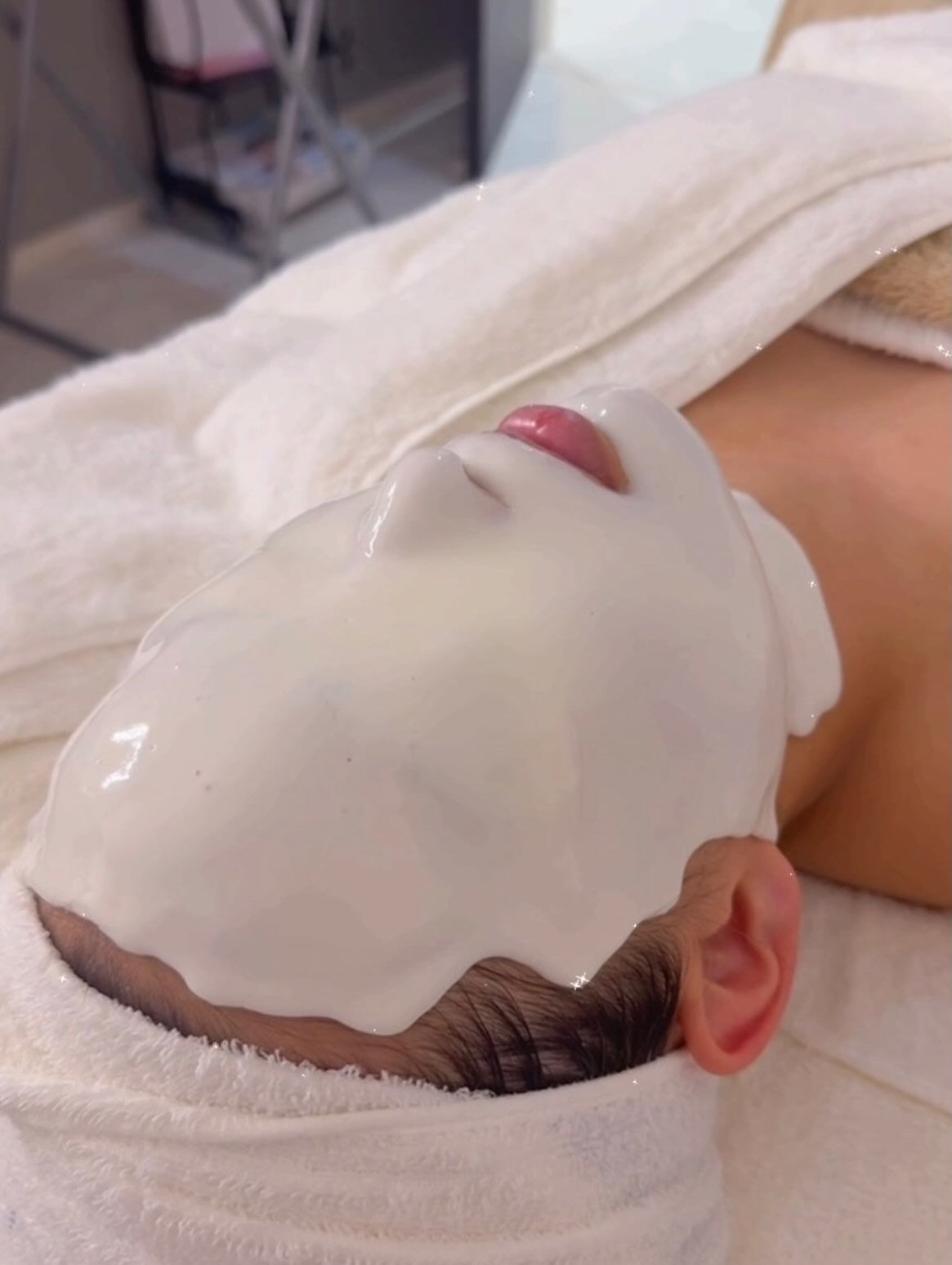 Facial & Skincare Salon in Ise